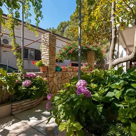 Apartman By The Sea Cove Vela Stiniva, Hvar - 14511 *
